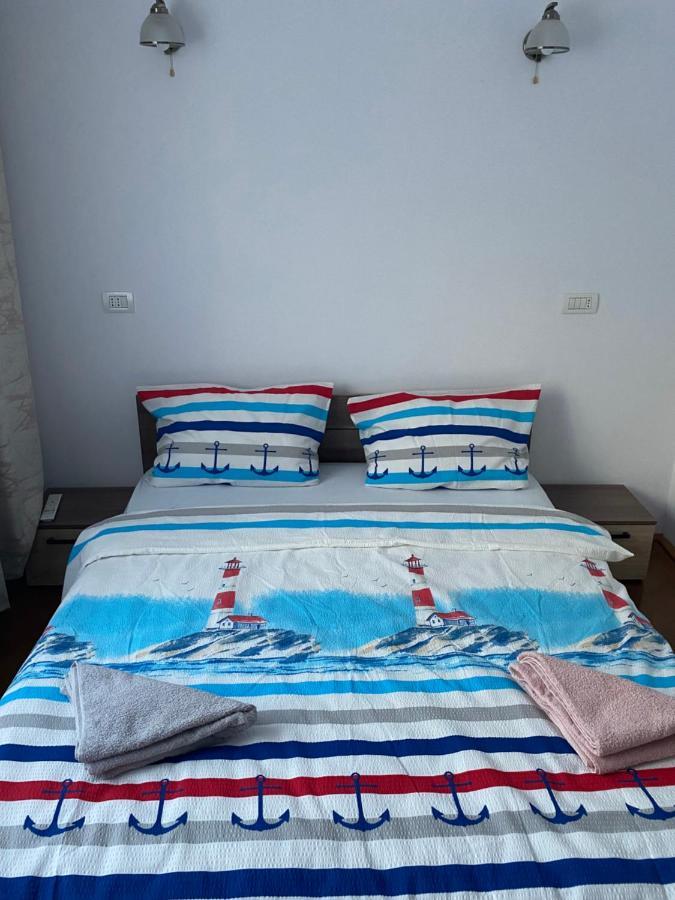 Gasthaus Vld Hotel Băile Herculane Buitenkant foto